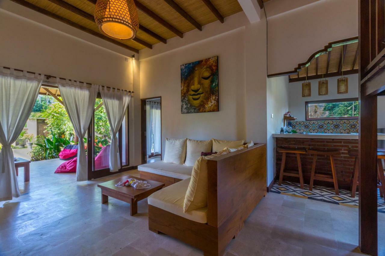 Villa Gayatri Hidden Oasis Amed  Exterior photo