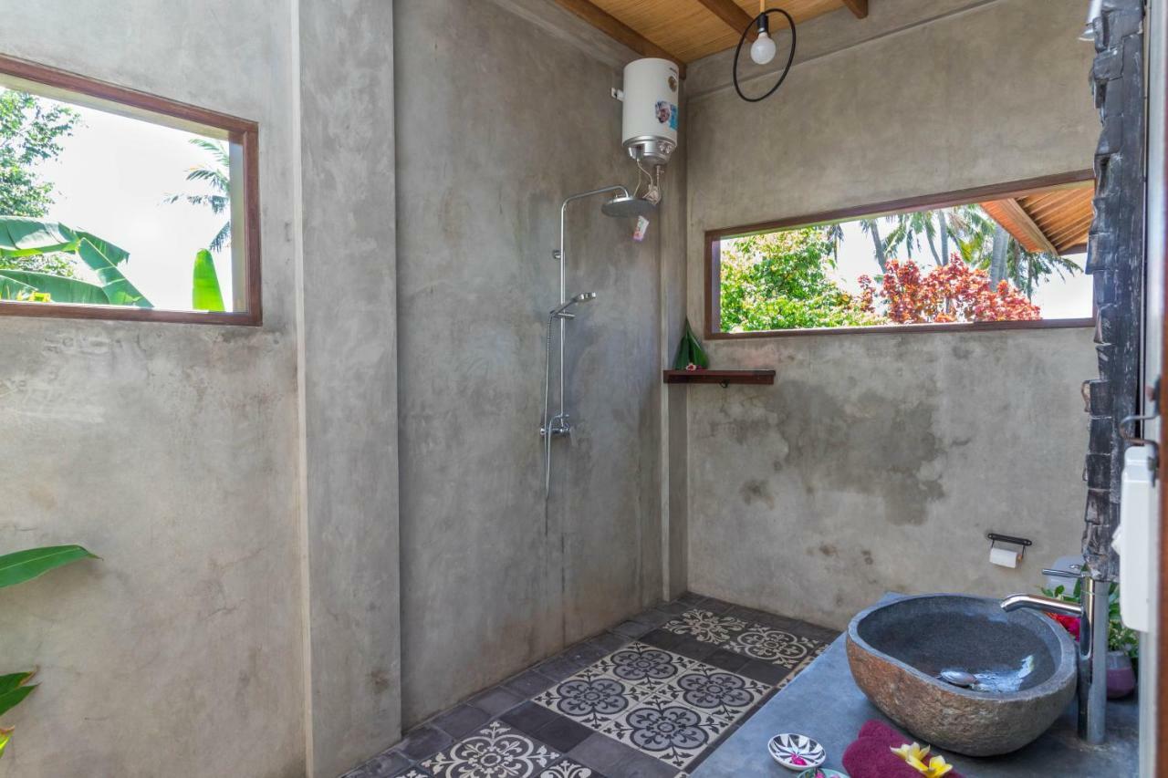 Villa Gayatri Hidden Oasis Amed  Exterior photo
