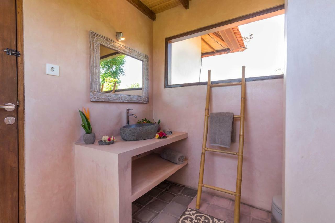 Villa Gayatri Hidden Oasis Amed  Exterior photo
